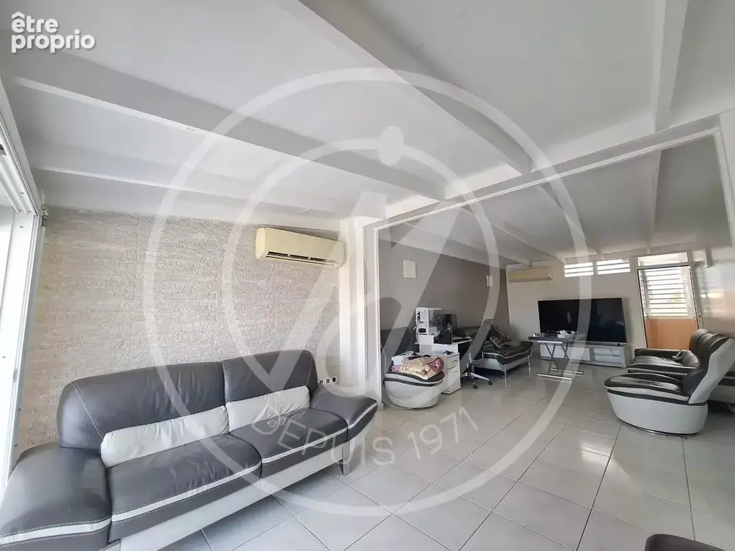 A vendre 168 478 €  appartement  f4 pointe a pitre - photo 4