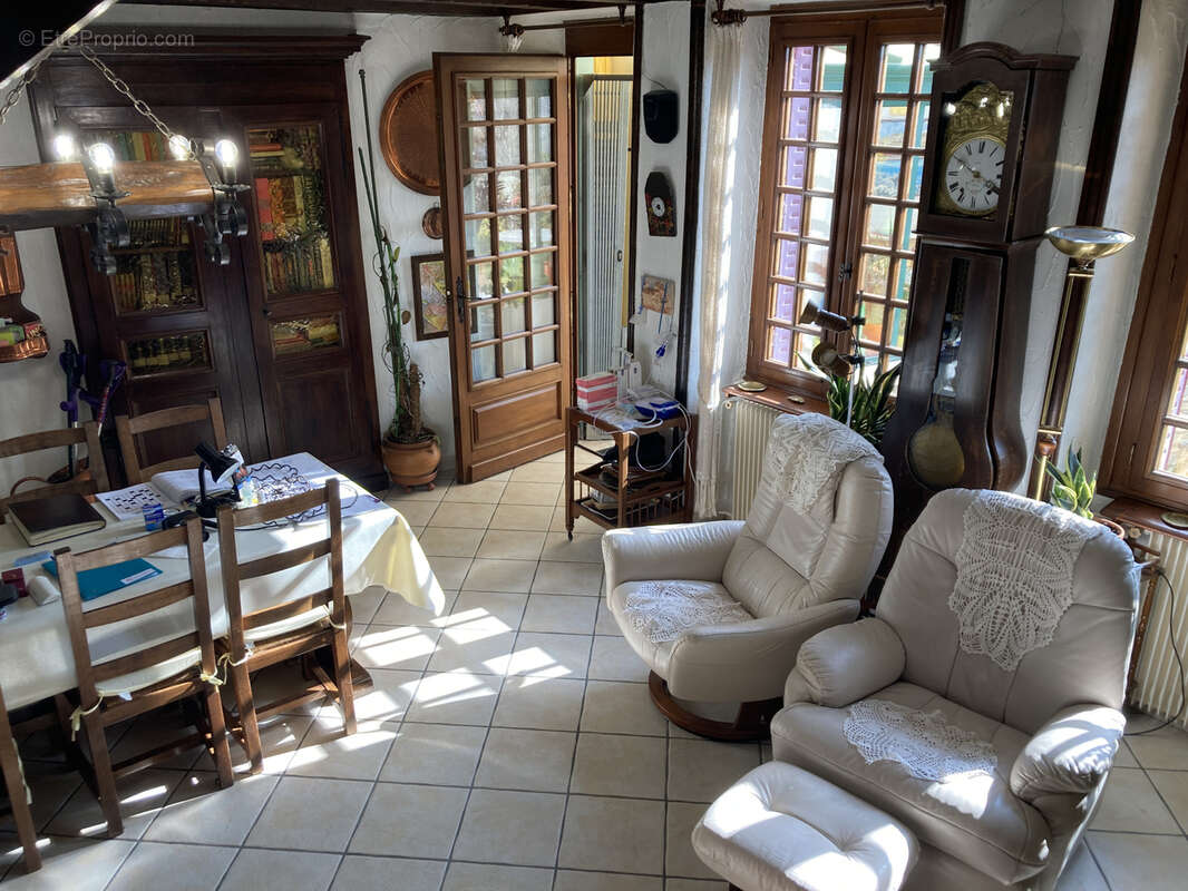 Immeuble - thizy les bourgs 69240 - - photo 5