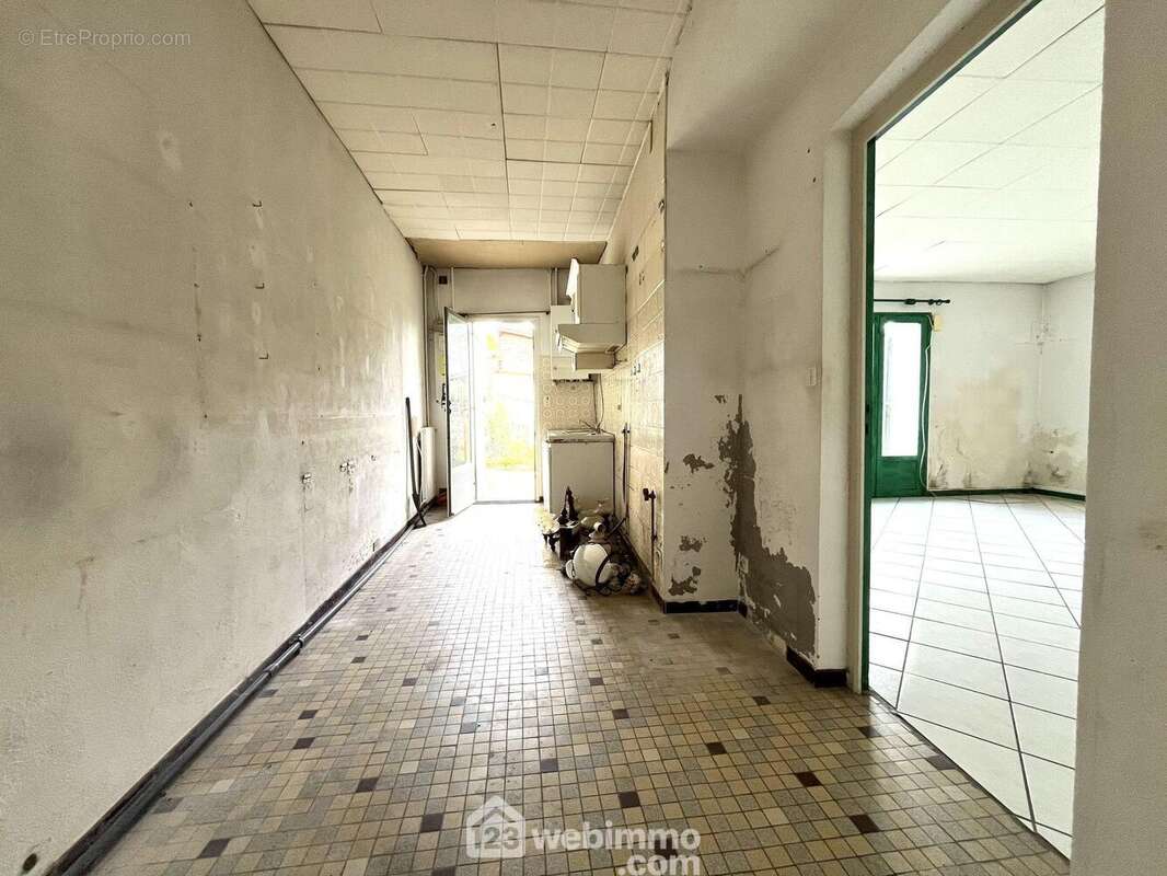 Maison à BLANQUEFORT