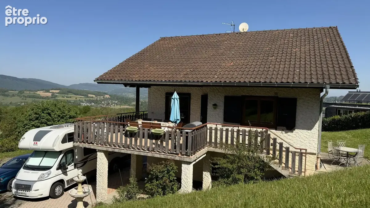 Maison à MONTCEL