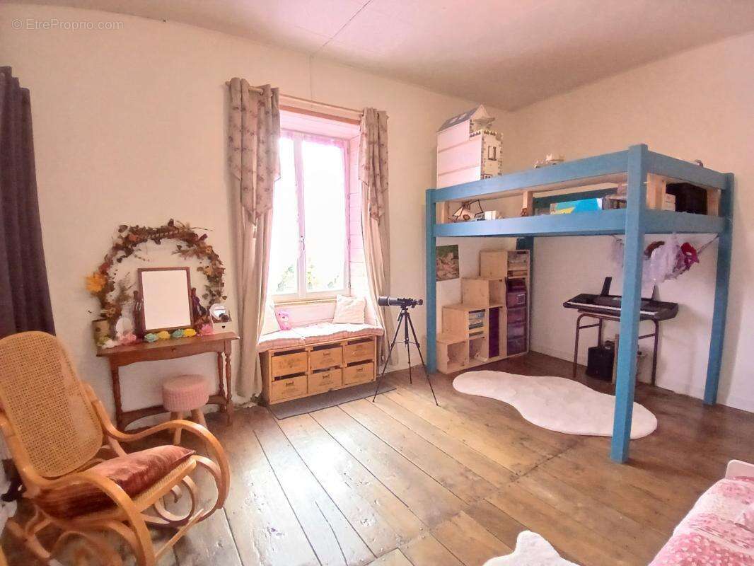 Maison à SAINT-CLAUD