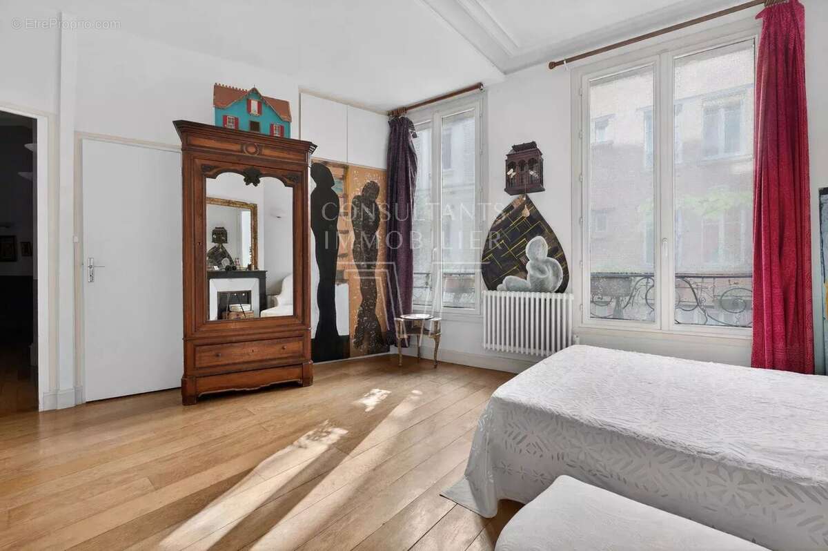 Appartement à PARIS-6E
