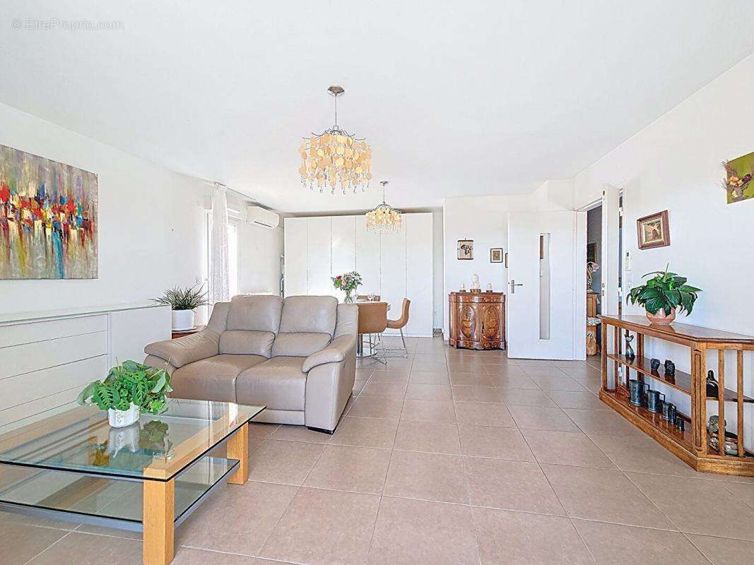 Appartement à LA GARDE