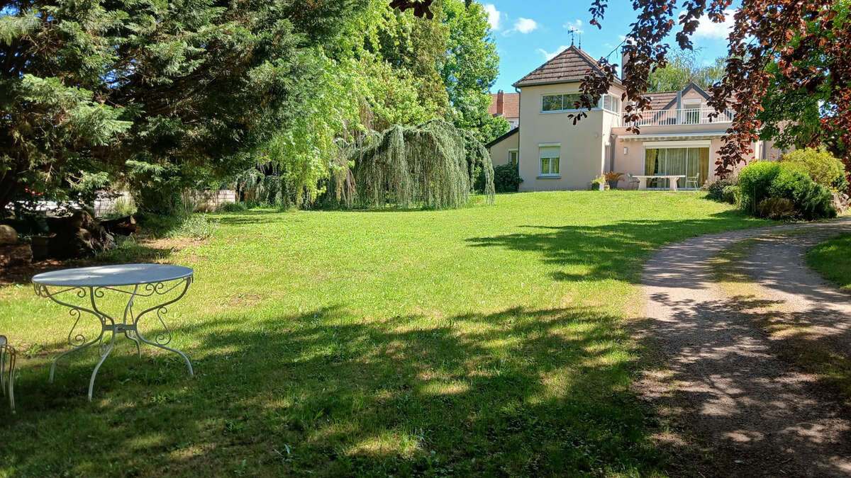 Maison à BEAUNE
