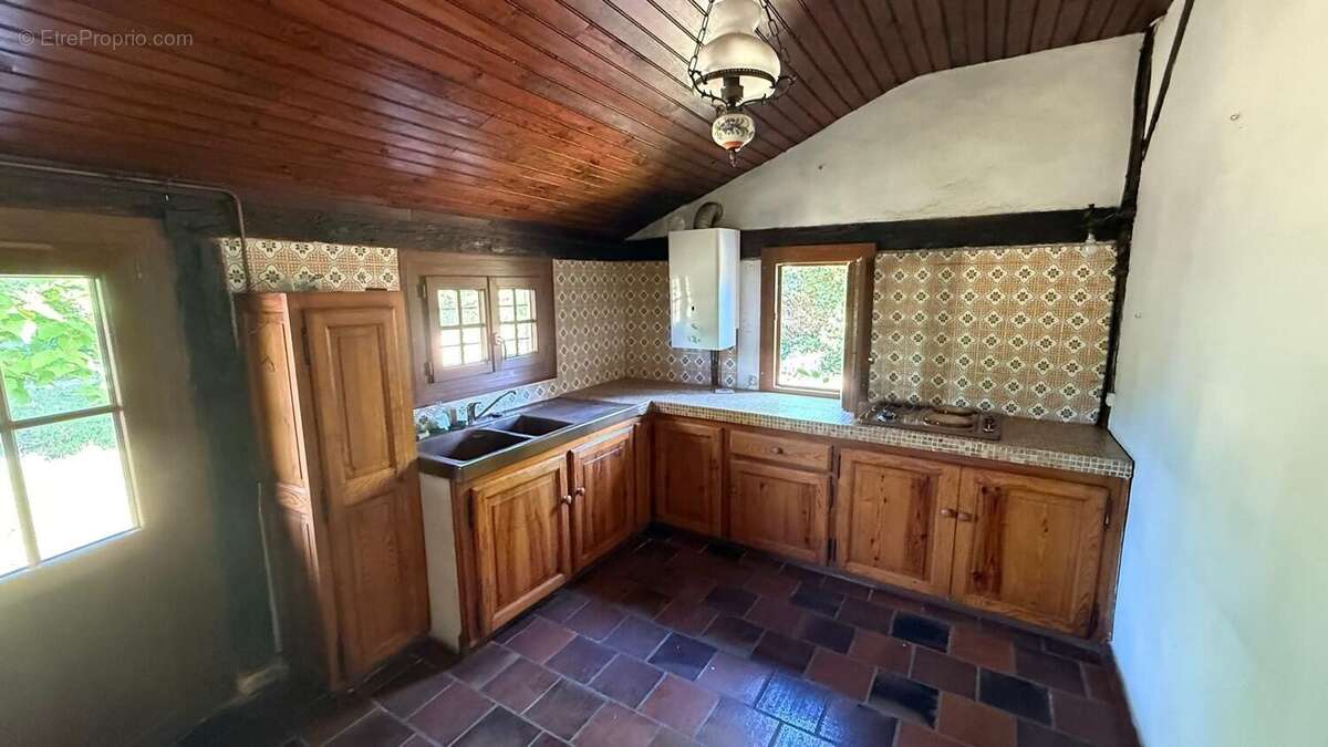 Maison à LUXEY