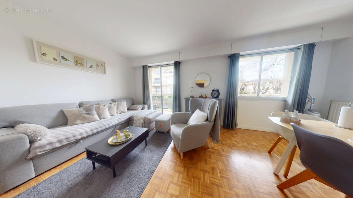 Appartement à MAISONS-LAFFITTE