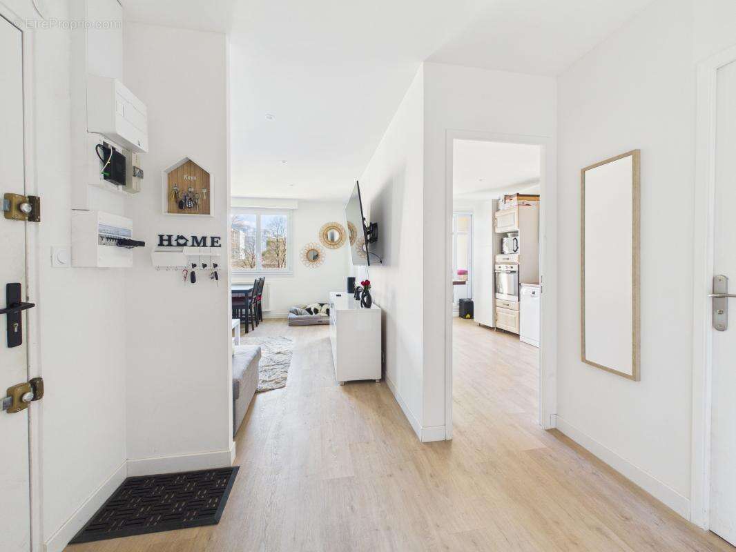 Appartement à COGNIN