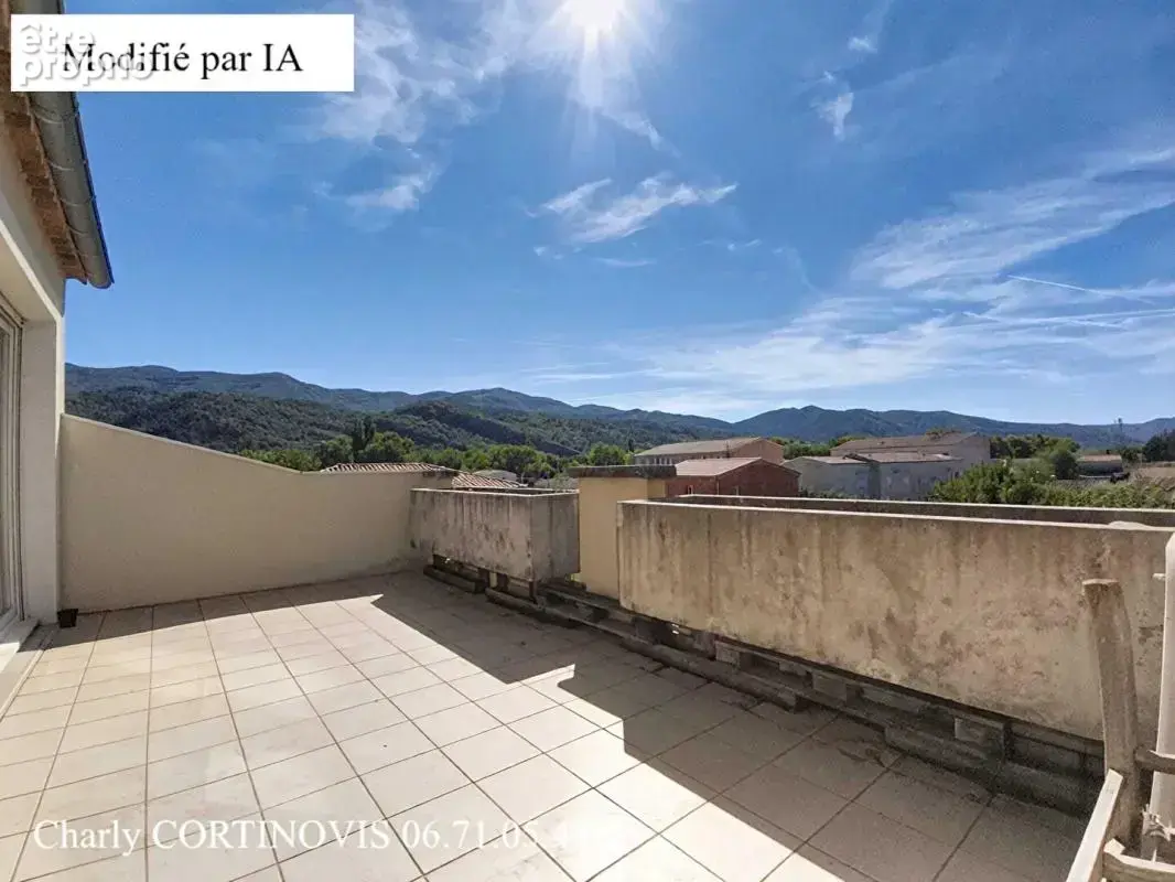 À vendre - T2 de 39 m² avec grande TERRASSE et GARAGE - photo 10