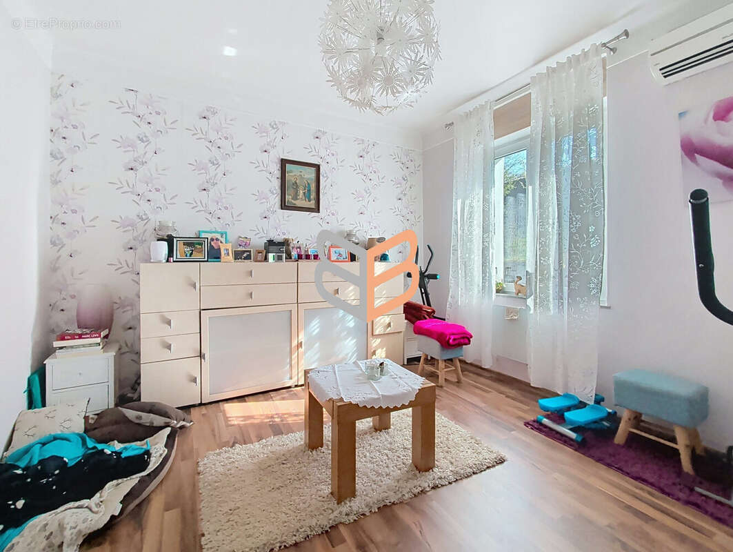 Maison 147 m² à Volmerange-Les-Mines  - photo 6