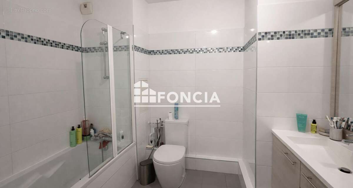 Appartement à SURESNES