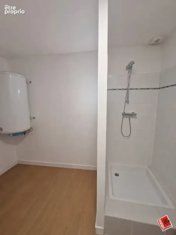 Appartement 47 m² à Saint-Brieuc  - photo 4