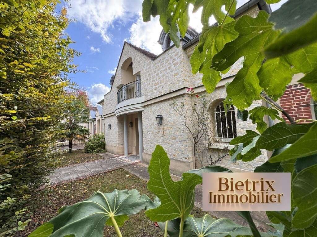 Maison à L'ISLE-ADAM