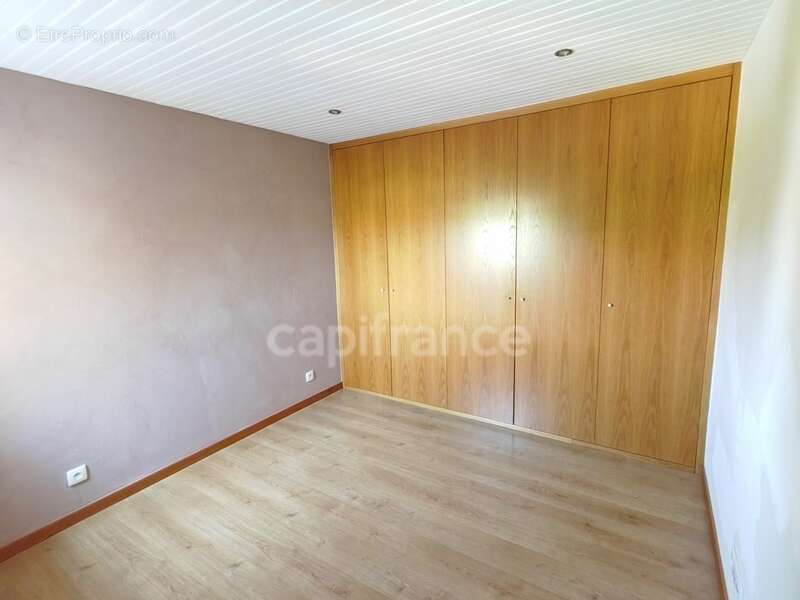 Appartement à MONTAUROUX