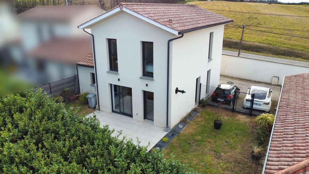 Maison à VALENCIN