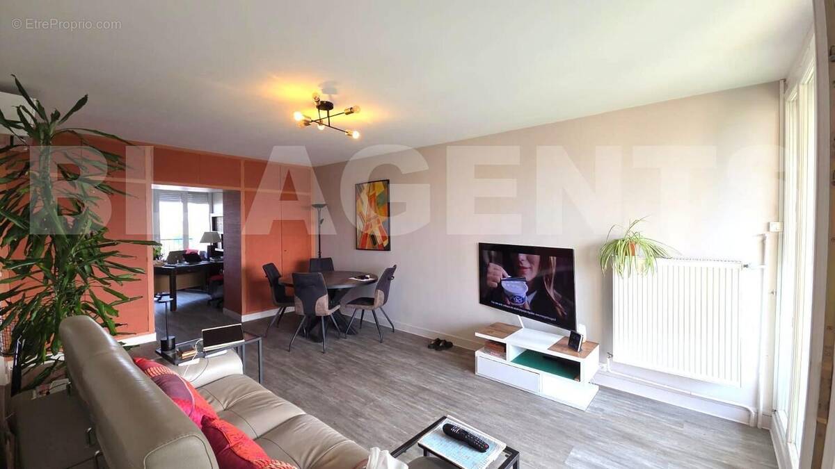 IMG-20250924-WA0024 - Appartement à TOURS