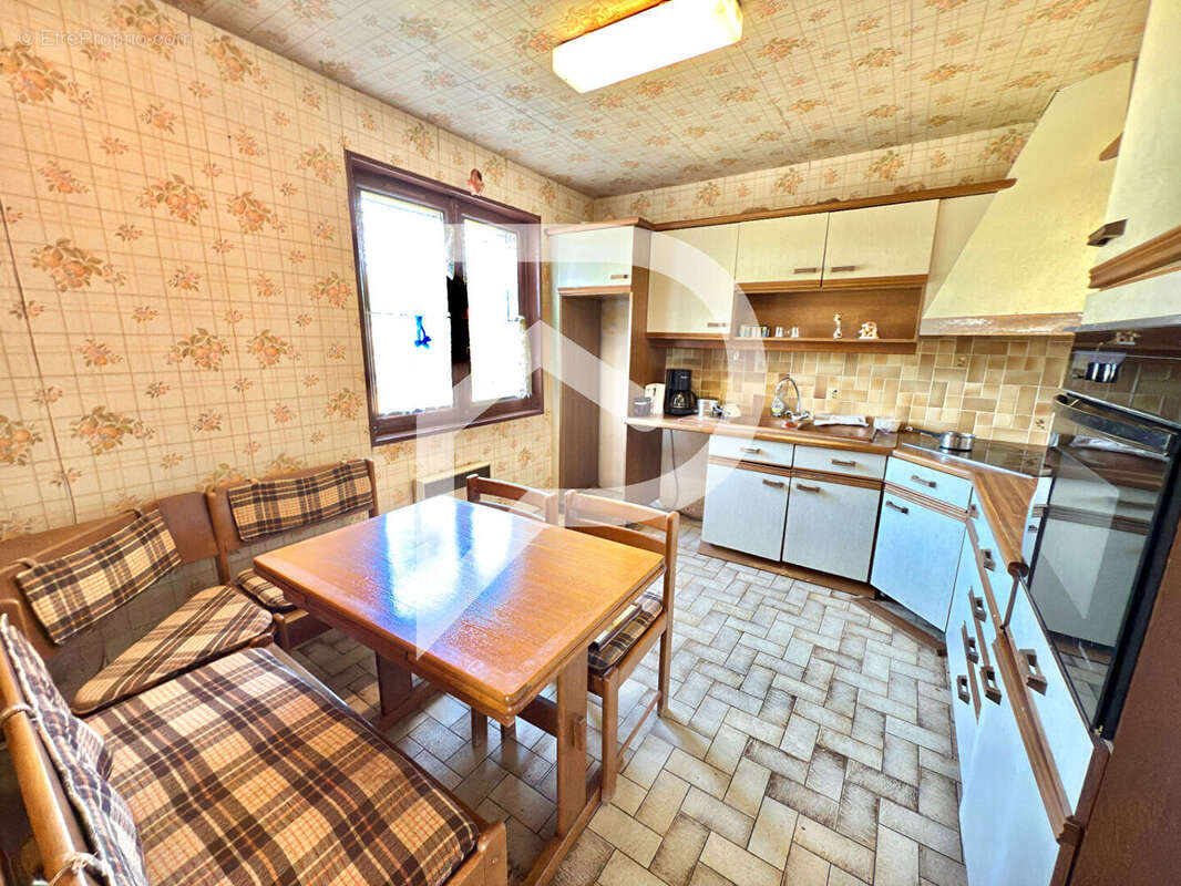 Maison à SAINT-MARTIN-LES-LANGRES