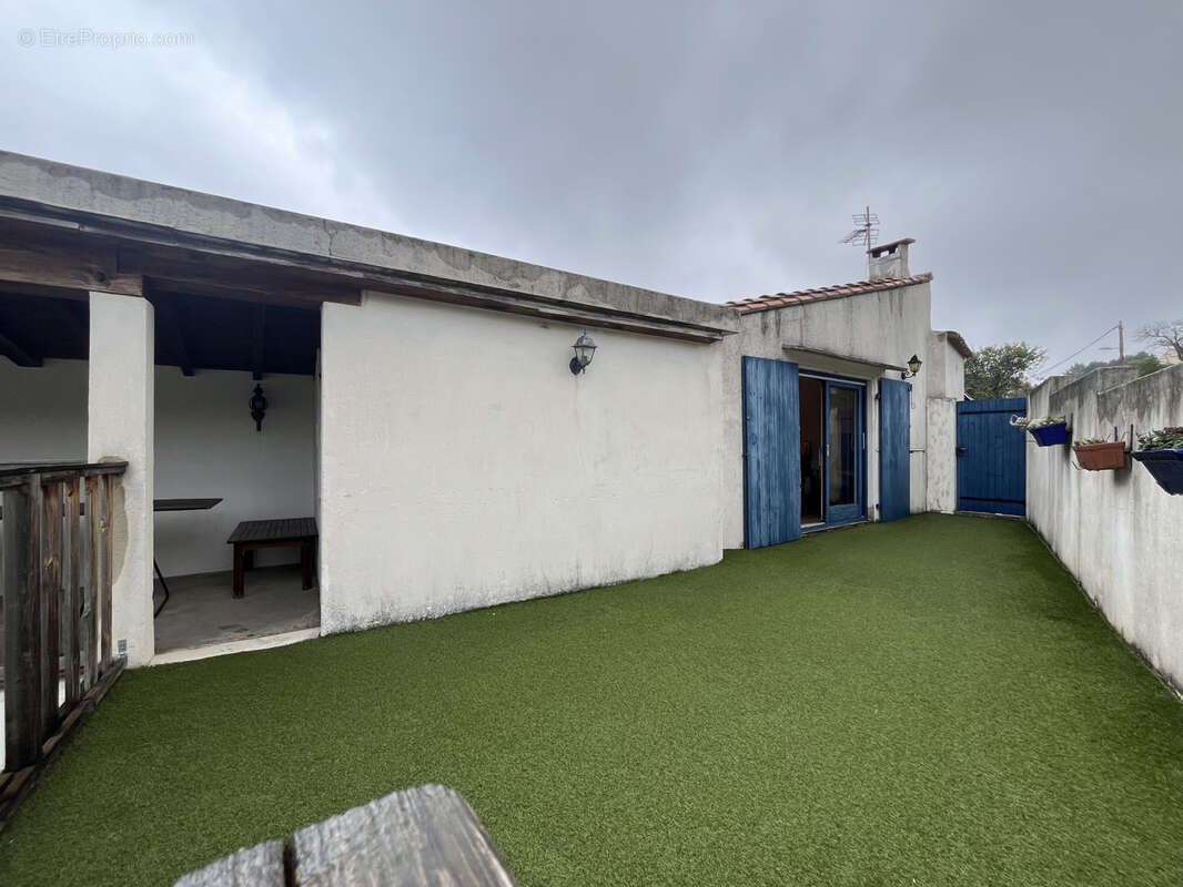 Maison à CASCASTEL-DES-CORBIERES