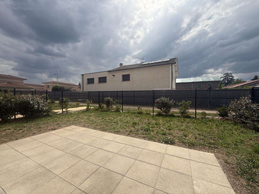 Maison 4 pièces avec jardin et garage - photo 5
