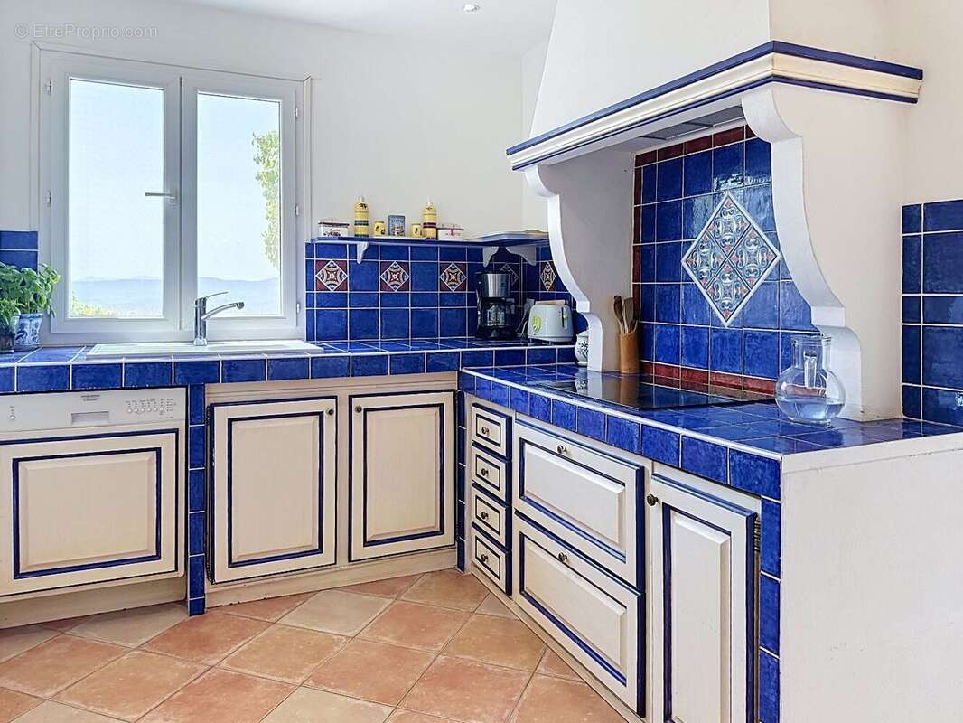 Maison 137 m² à Lorgues  - photo 7