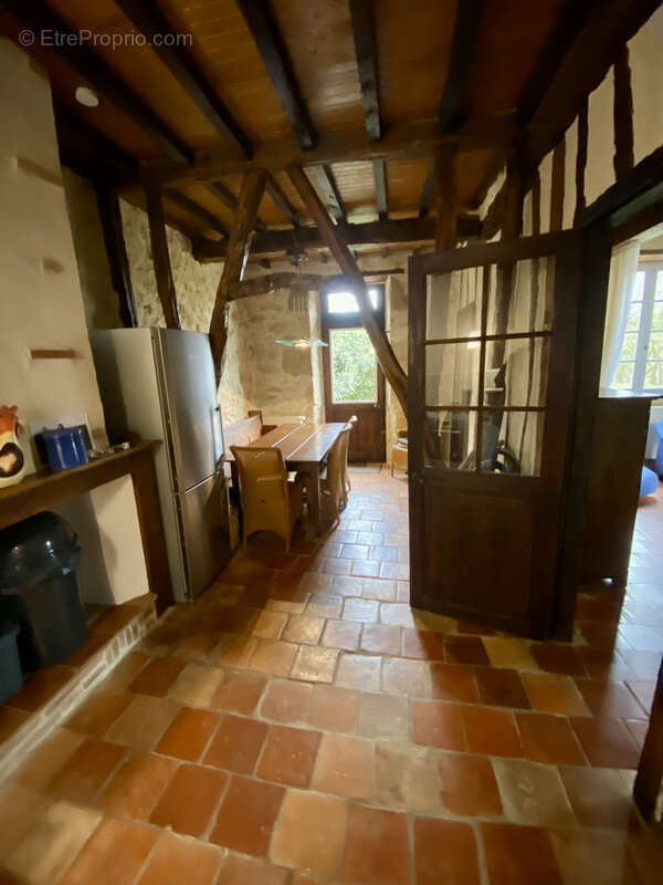 Maison à SEISSAN