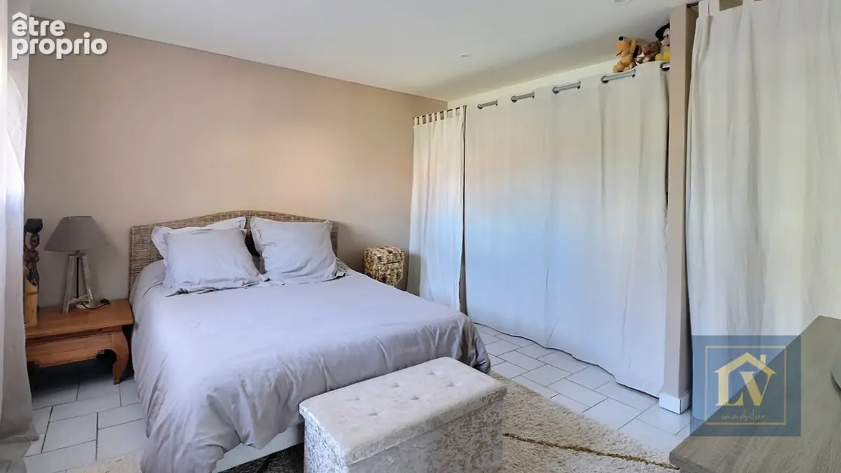 Grande maison familiale de 6 pièces rénovée avec sous sol et jardin - photo 6