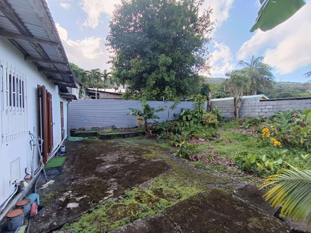 Maison à SAINTE-ROSE