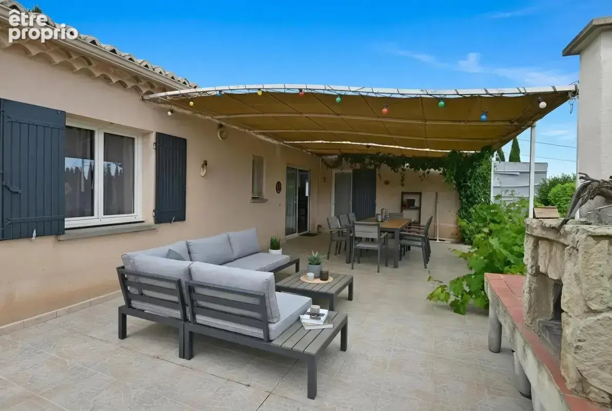 Plain‑pied lumineux avec piscine et grand terrain sans vis‑à‑vis - photo 1