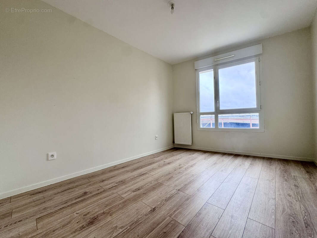 Louvres - Appartement de 3 pièces - photo 4