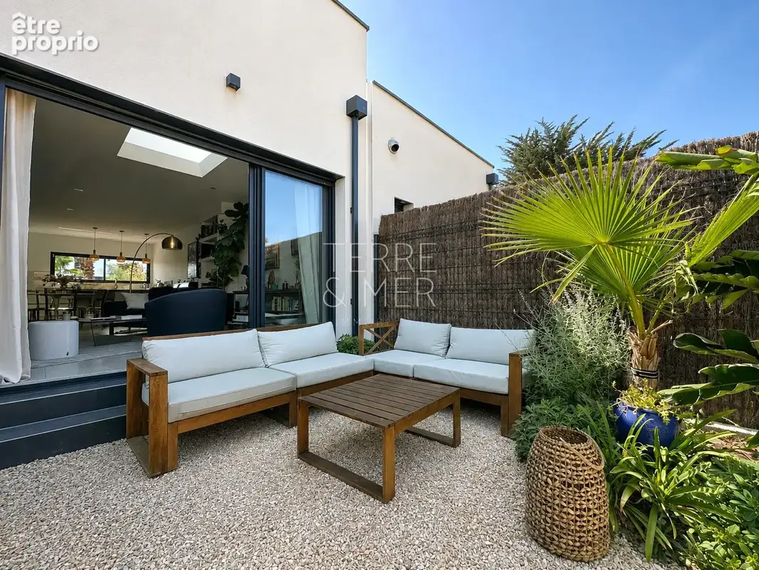 Maison 5 pièces 135m2 avec piscine - photo 2