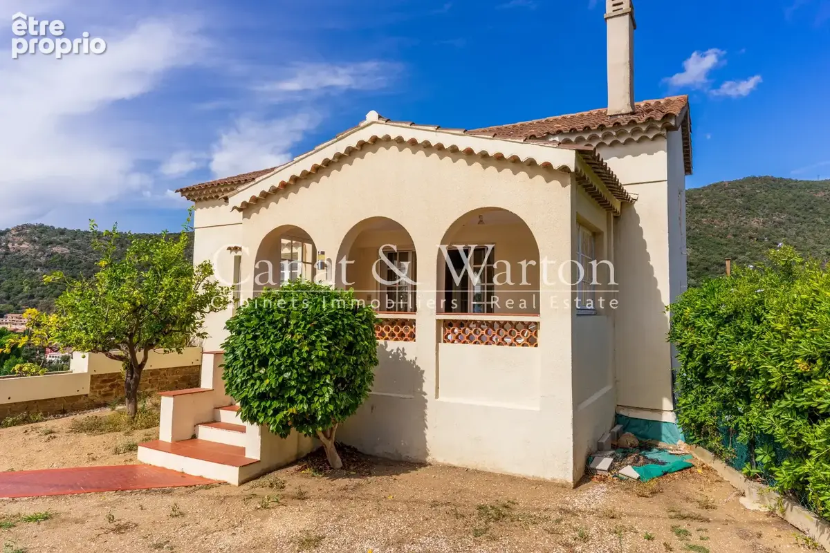 Rayol-canadel: à 700 m de la plage de pramousquier, villa avec fort potentiel & vue collines - photo 11