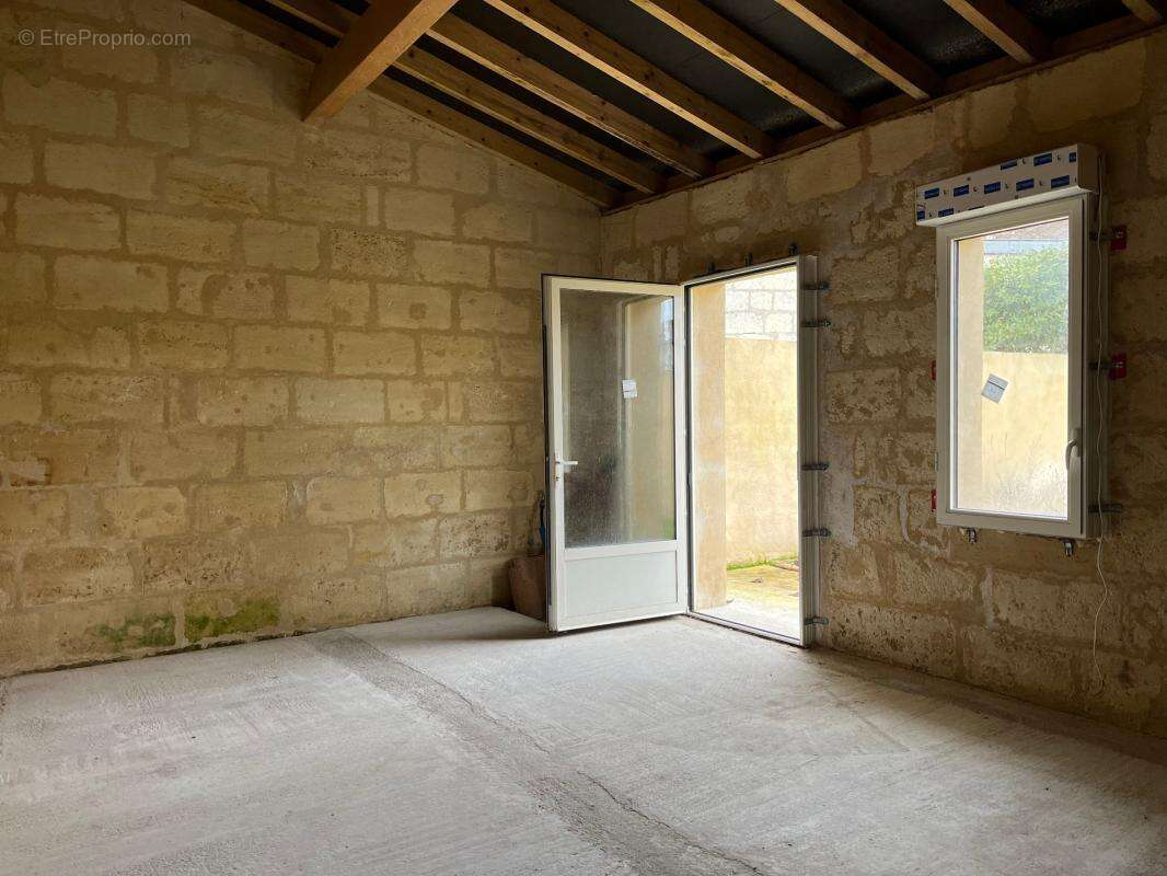 Maison 131 m² rénovée en 2024 avec dépendances LIBOURNE - photo 9
