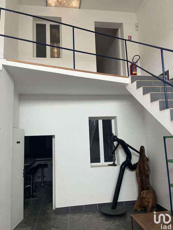 Photo 5 - Commerce à SAINT-GERMAIN-LAVAL