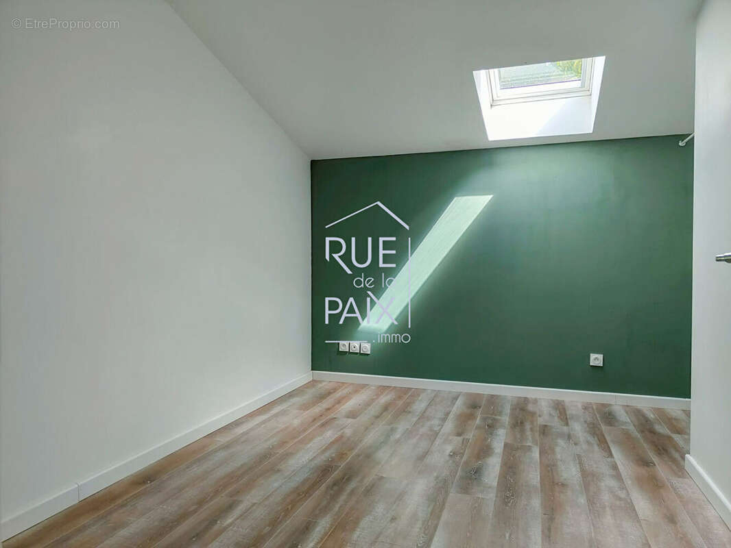 Maison Thurageau - 140.40 m2 - photo 10