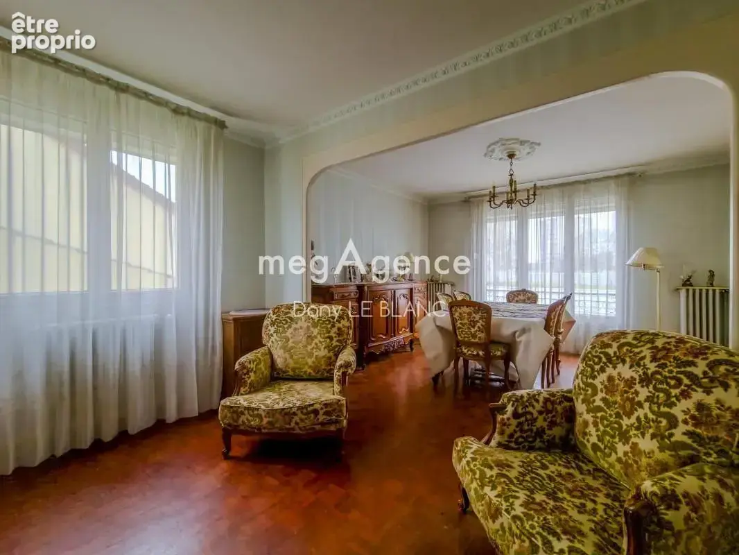 Maison avec potentiel, proche école et commodités ! - photo 2