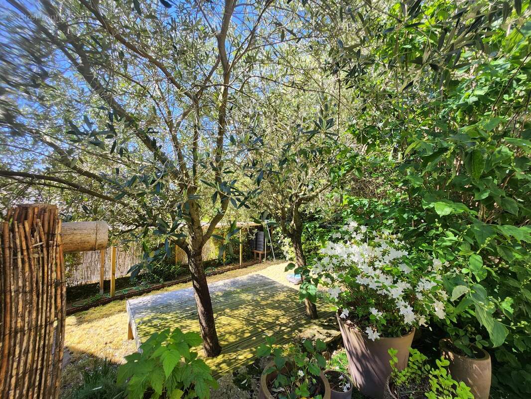 Maison à SAINT-GERMAIN-LES-BELLES