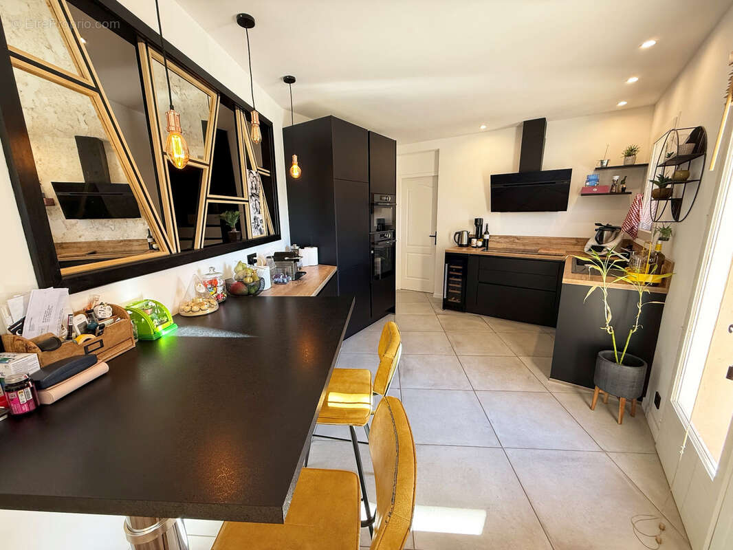 Maison à PLAN-DE-LA-TOUR