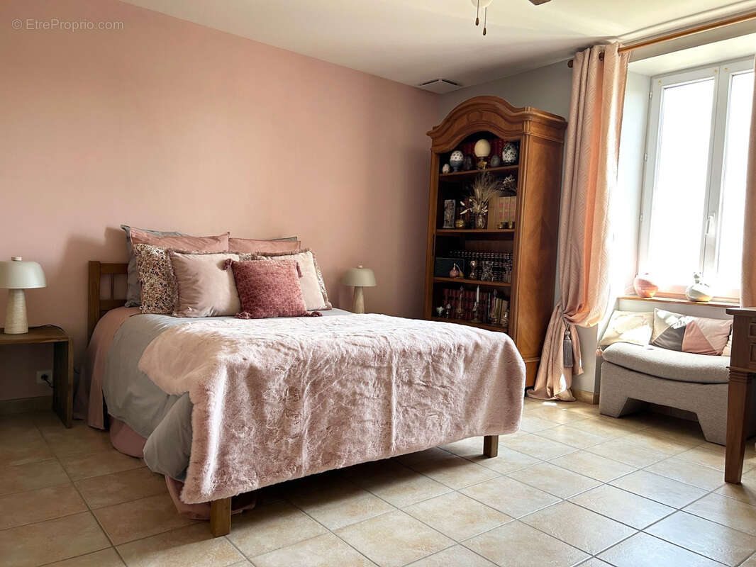 Maison à FONS