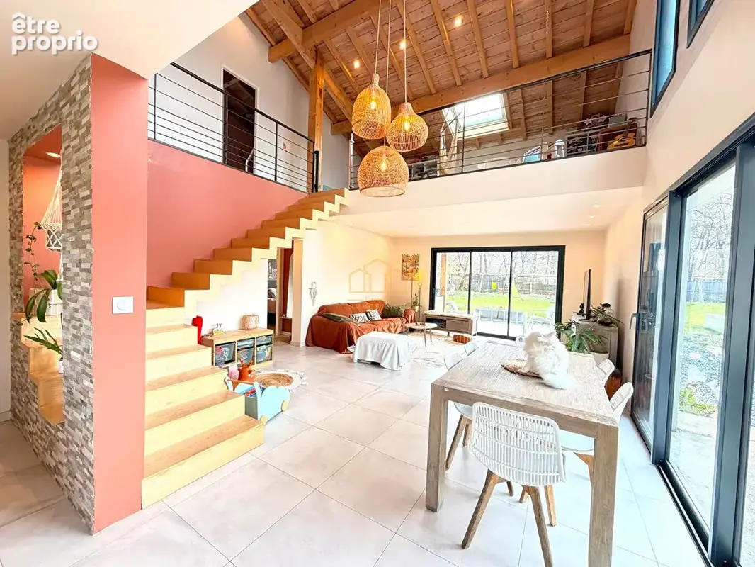 Maison contemporaine avec piscine, studio et garage à vendre à Salles - photo 5