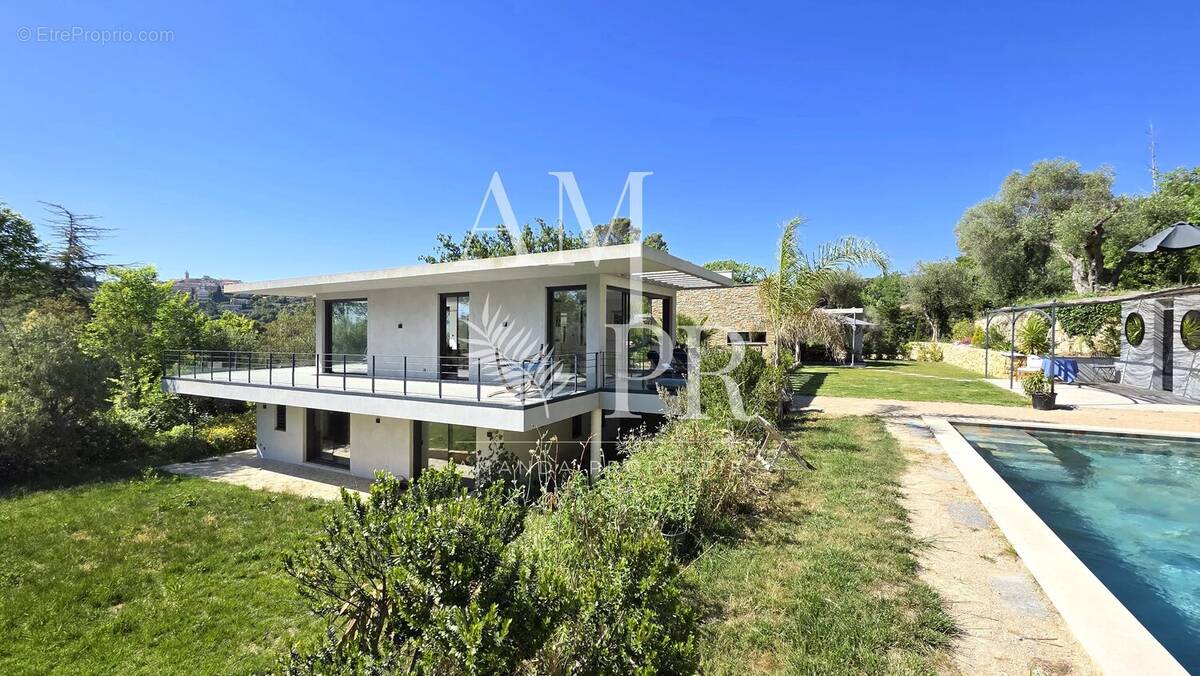 Maison à MOUGINS