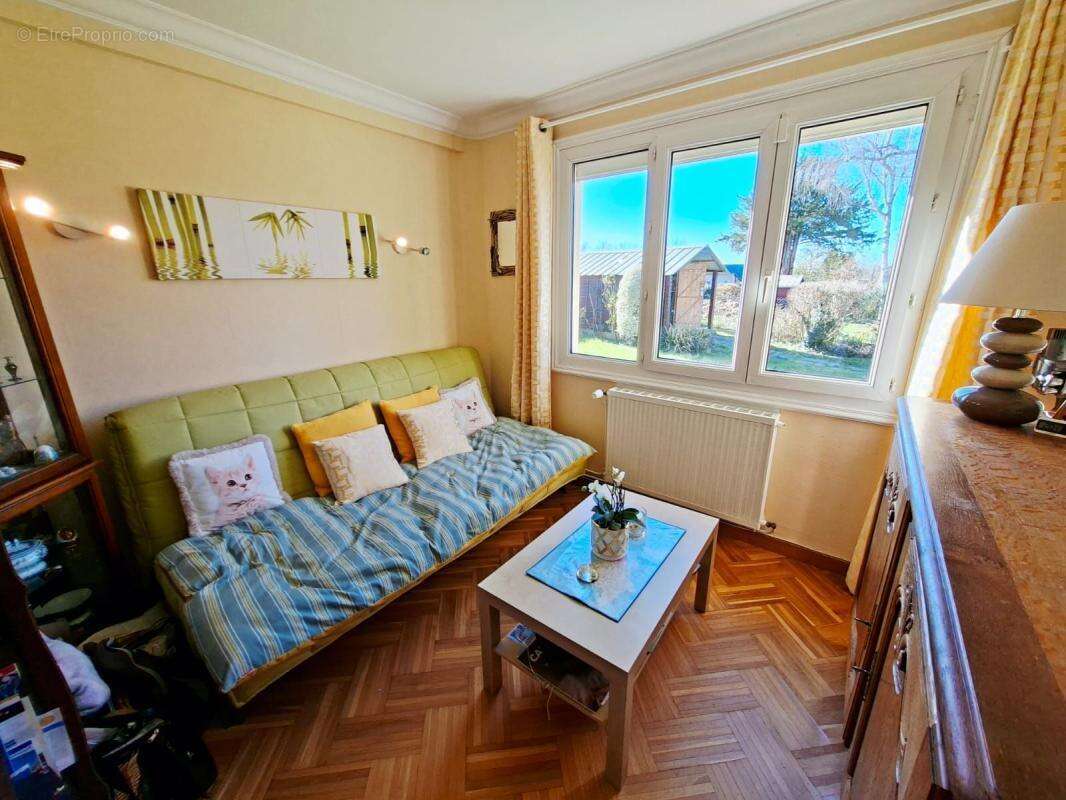 Maison à PLESTIN-LES-GREVES