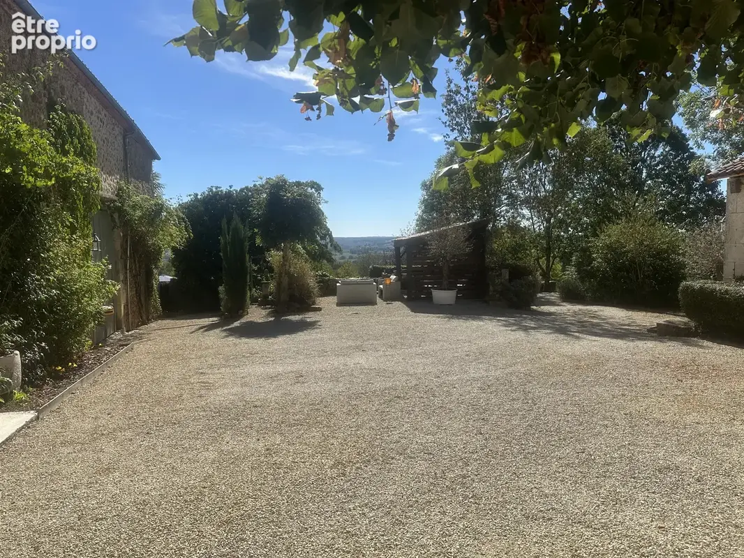 Charmante maison de campagne avec piscine chauffée, prairie et vues dégagées – à 5 min de Montbron - photo 18