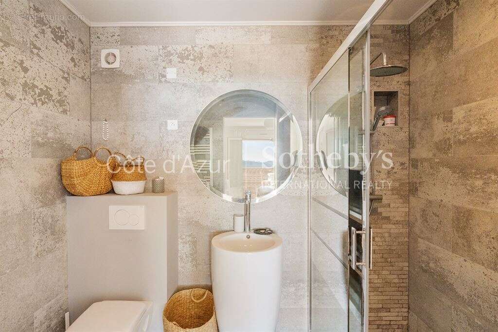 Maison à LES ADRETS-DE-L'ESTEREL