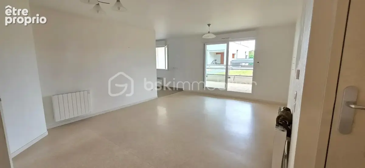 Appartement 3 pièces de 69 m² avec terrasse couverte et parking – Sainte-Gemmes-sur-Loire - photo 2