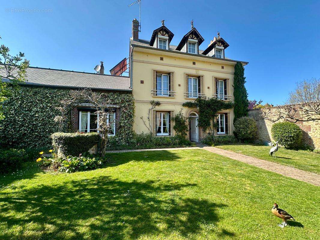 Maison à PONT-L'EVEQUE