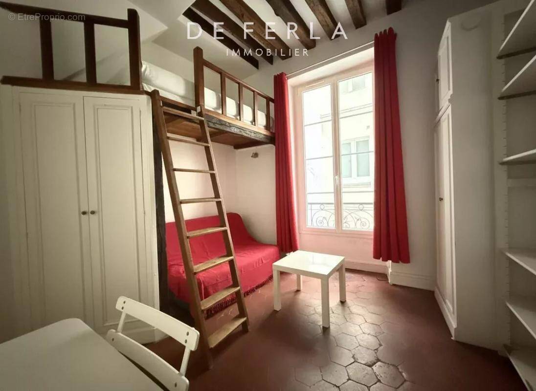 Appartement à PARIS-4E
