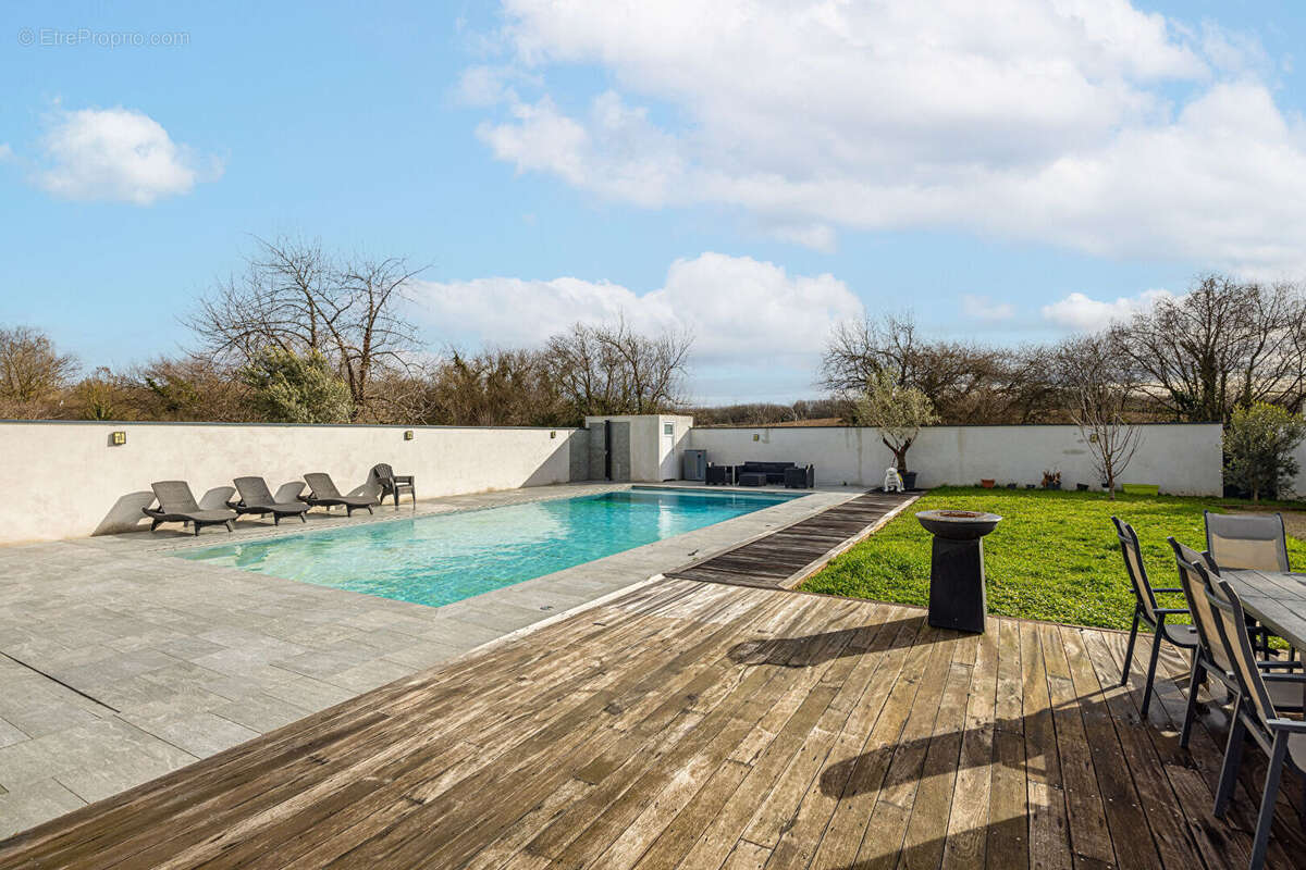 Maison à SAINT-PRIEST