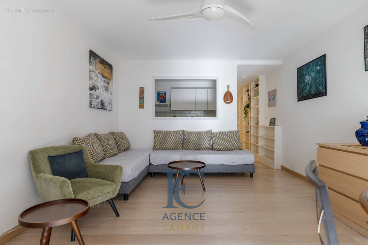 Appartement à SANARY-SUR-MER