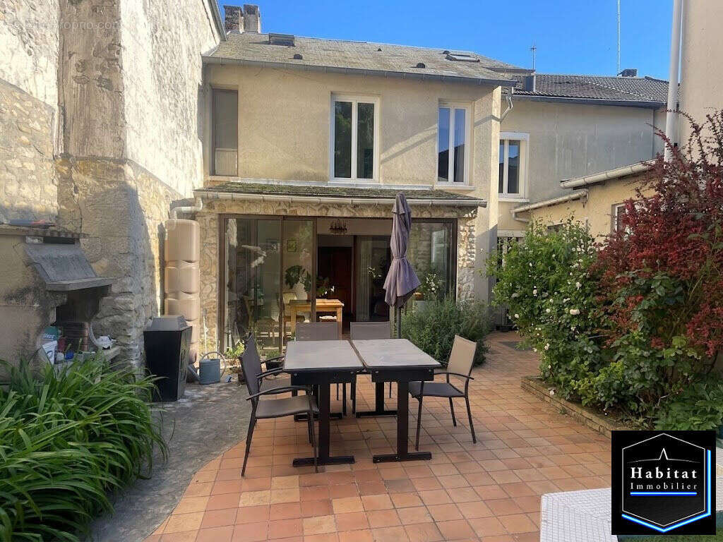 Maison à NANTEUIL-LE-HAUDOUIN