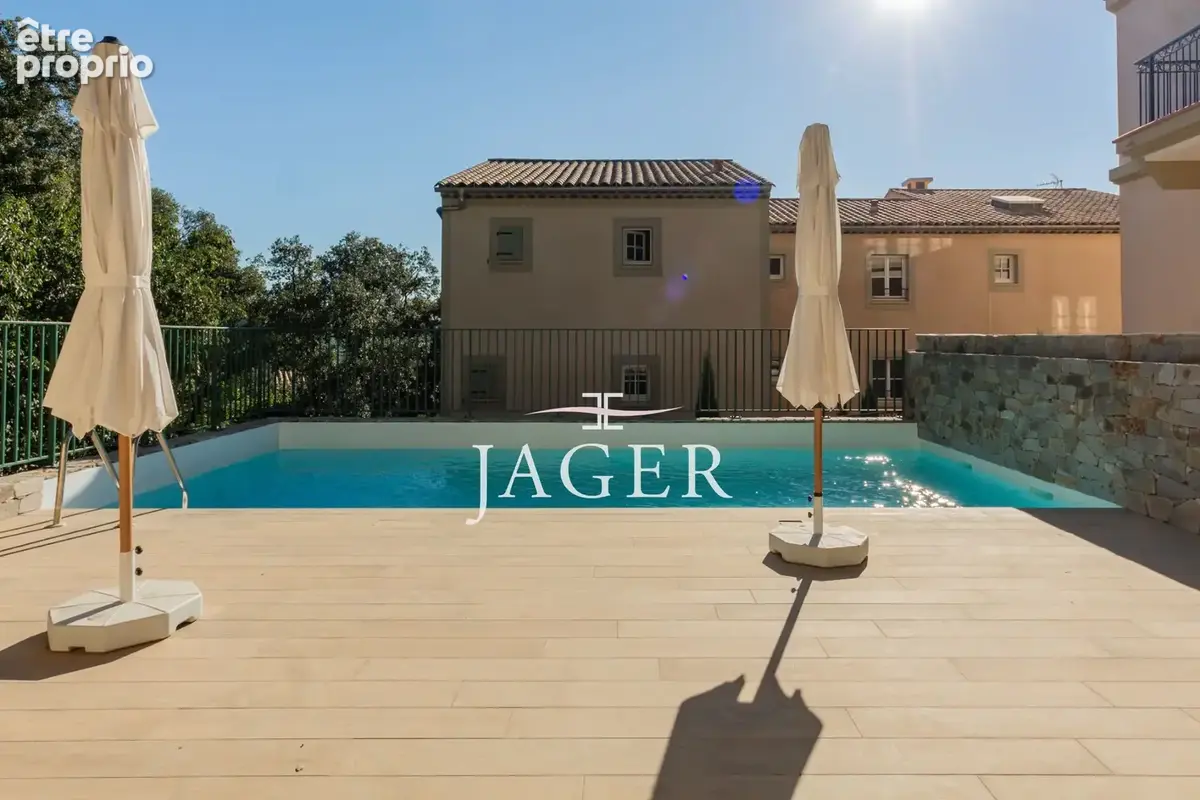 Appartement à GRIMAUD