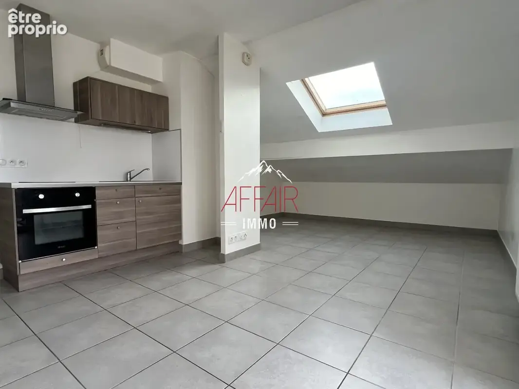 Appartement studio dernier etage - 74100 vetraz monthoux - photo 4